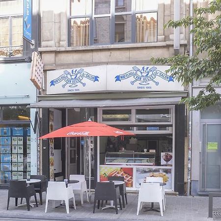 Aparthotel Van Hecke Anversa Esterno foto