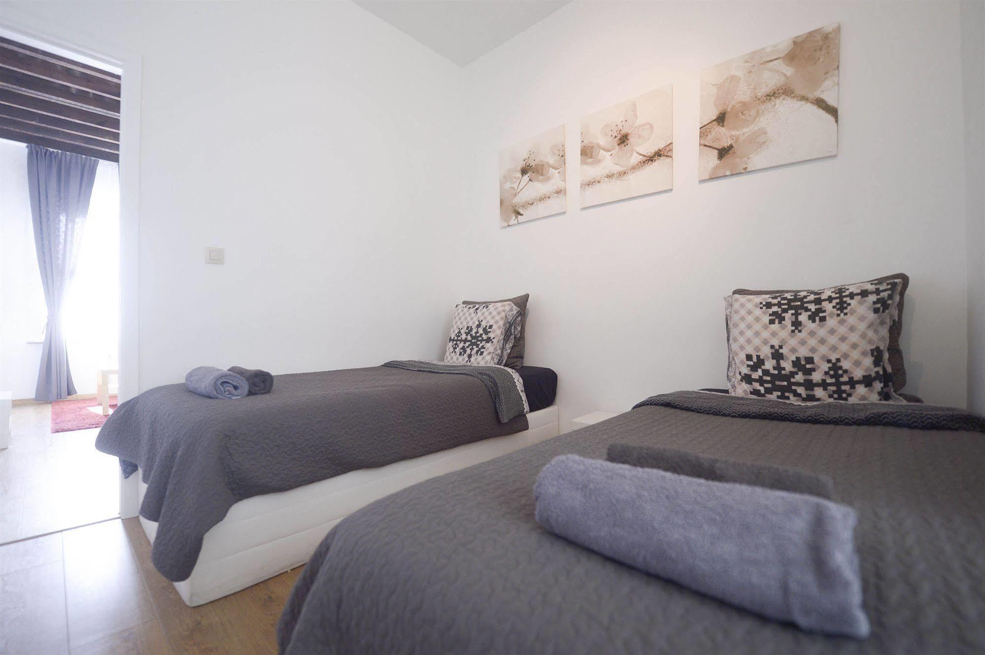 Aparthotel Van Hecke Anversa Esterno foto