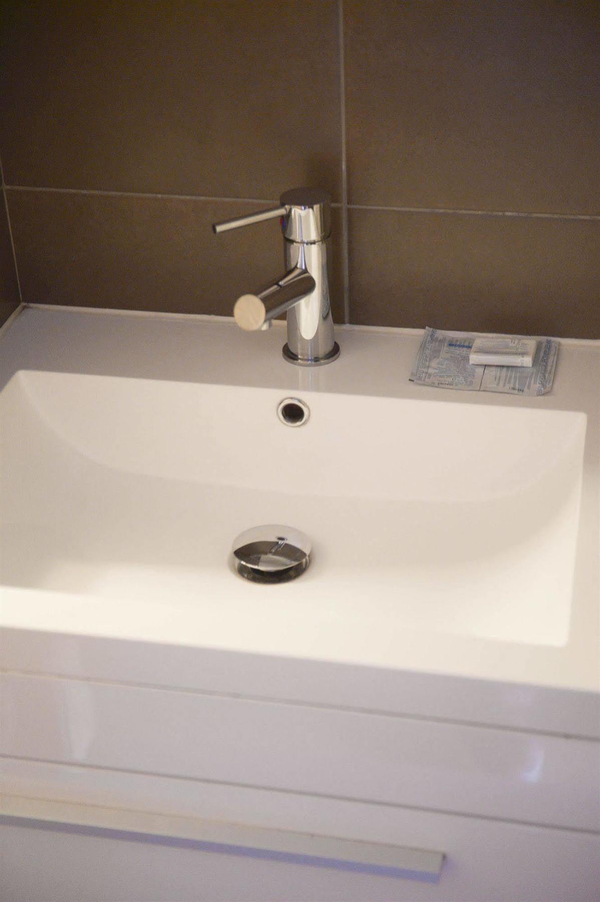 Aparthotel Van Hecke Anversa Esterno foto