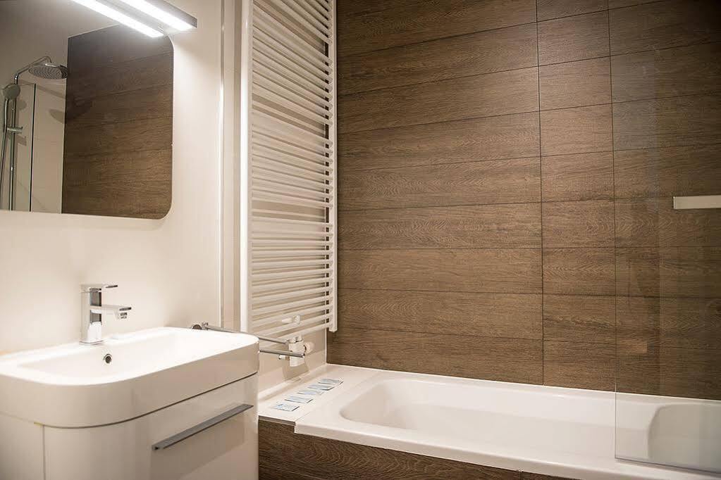 Aparthotel Van Hecke Anversa Esterno foto
